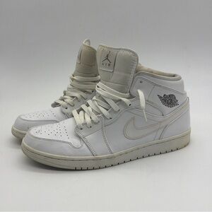 Nike Air Jordan 1 Mid Retro Whiteout Leather Sneakers 554724-100 Men’s Size 11.5